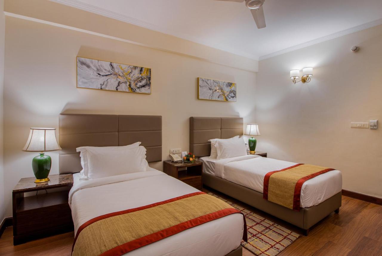 ลาริสา รีสอร์ต ศิมลา Hotel ชิมลา ภายนอก รูปภาพ