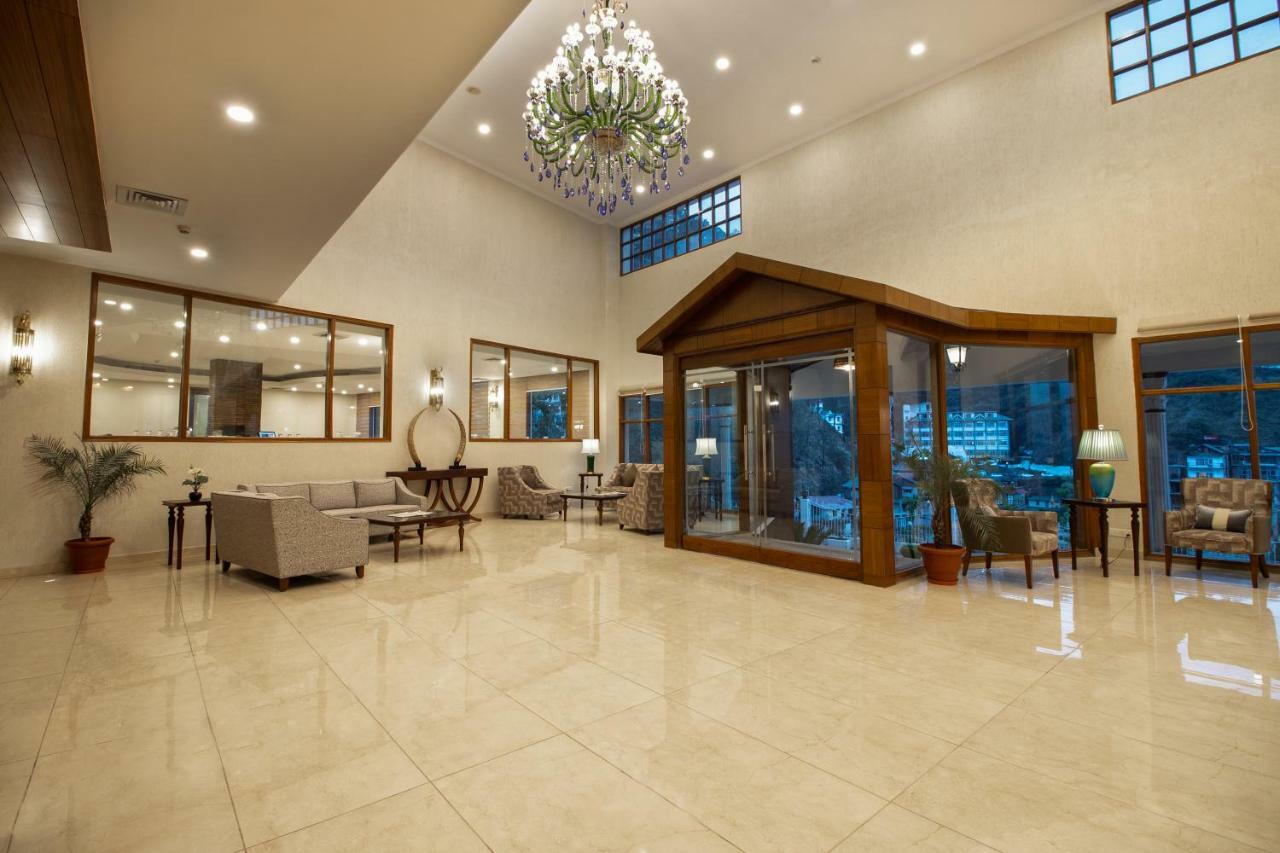 ลาริสา รีสอร์ต ศิมลา Hotel ชิมลา ภายนอก รูปภาพ